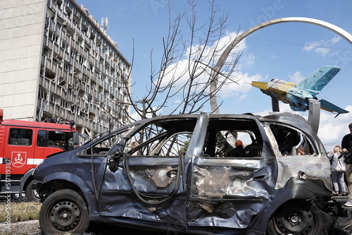 14.07.22 Vinnitsa, Ukraine: evacuation and work of rescuers and police at the site of the explosion of a terrorist Russian rocket in the center of the European city of Vinnytsia photo