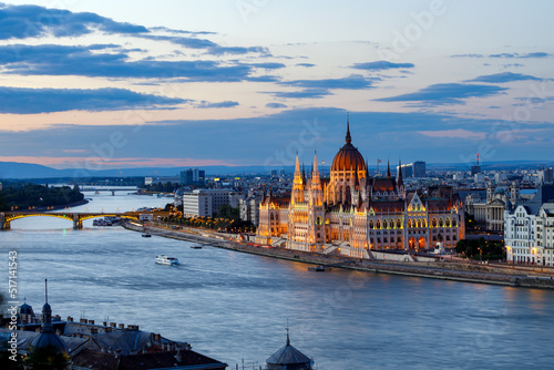 Photography The hungarian parliament building in Budapest