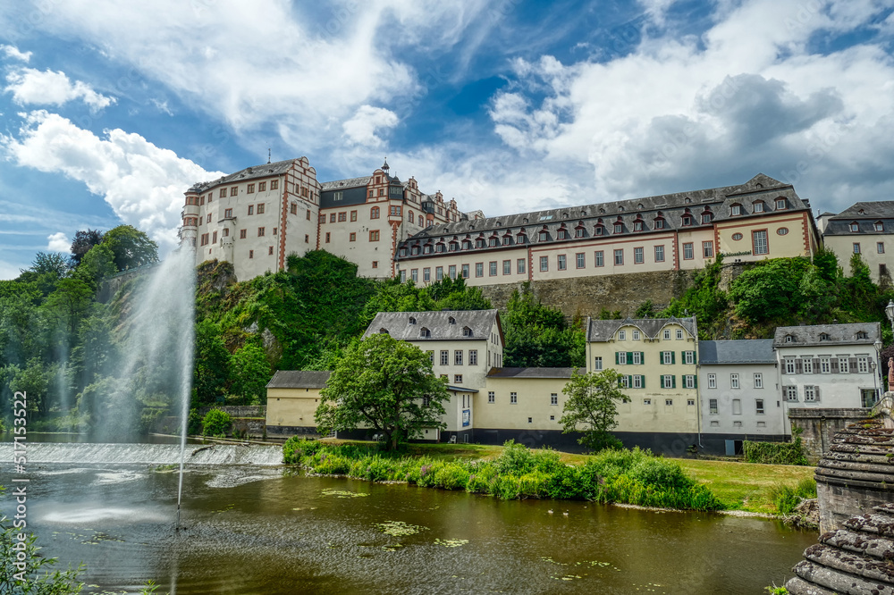Historisches Schloss an der Lahn in Weilburg