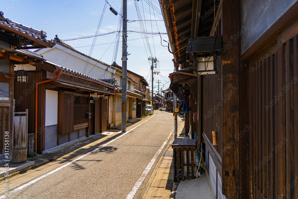 歴史を感じる湯浅の街並み