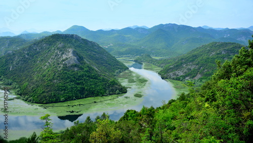  Skadar lake(Montenegro) is the largest lake in the Balkan peninsula.The lake is located on the border between Albania and Montenegro, about 2-3 of the surface belongs to the latter.