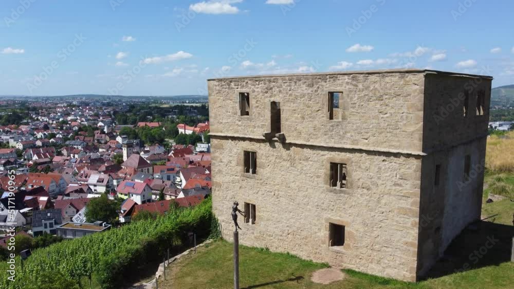 Flug über die Y-Burg bei Stetten im Remstal - Baden Württemberg