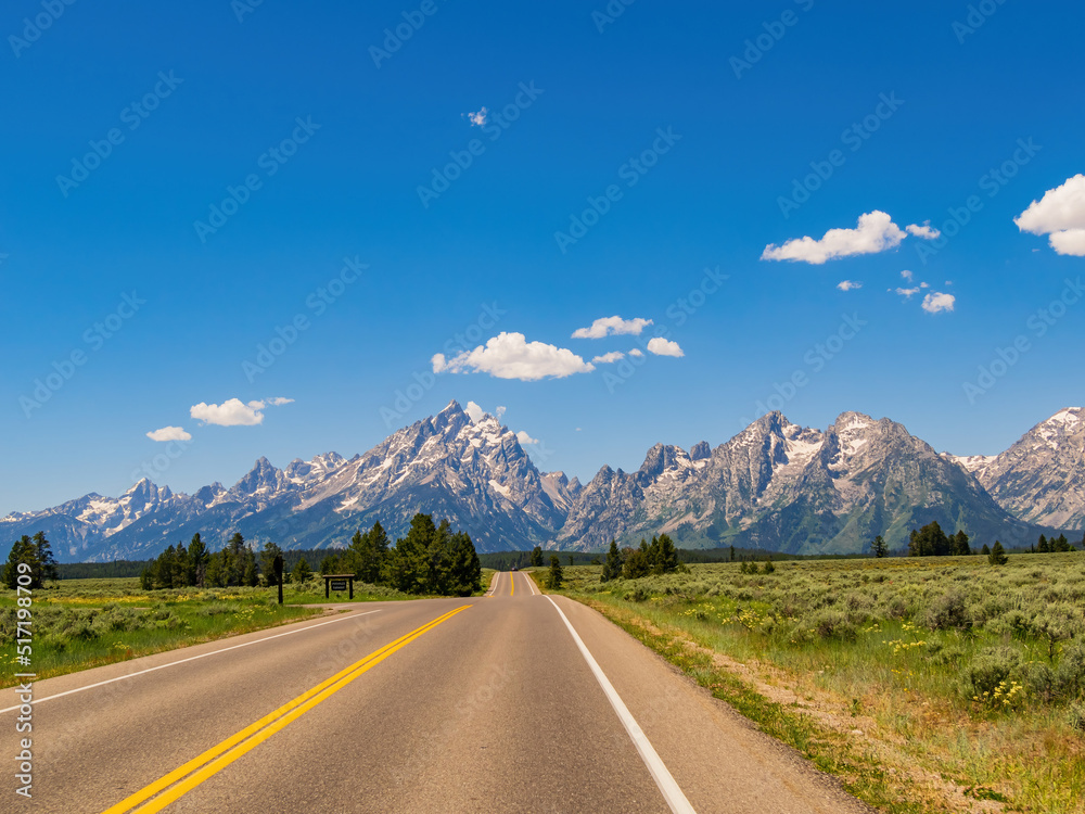 Sunny view of the Grand Teton National Park