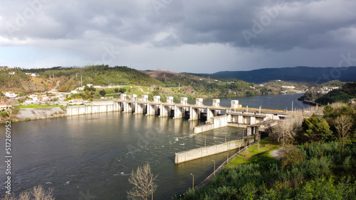 Vista aérea de drone sobre a Barragem de Crestuma, Vila Nova de Gaia (Portugal) photo