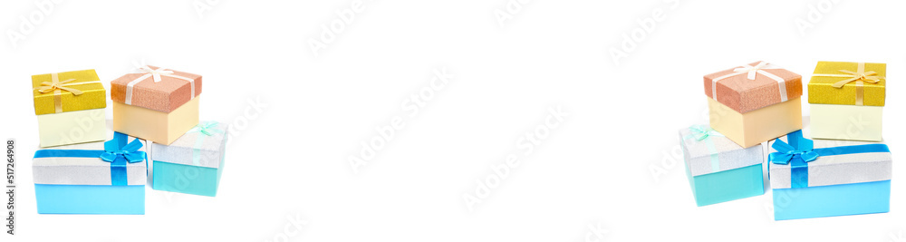 Obraz premium Holiday gifts in gift boxes white background.