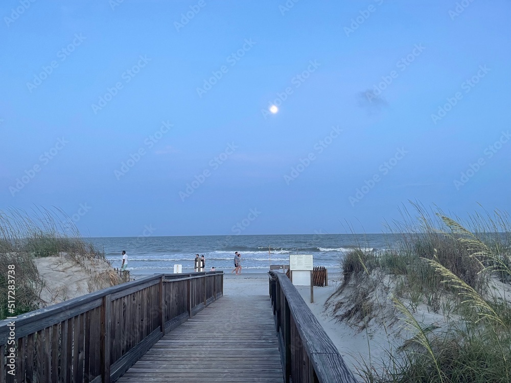 Obraz premium pier on the beach