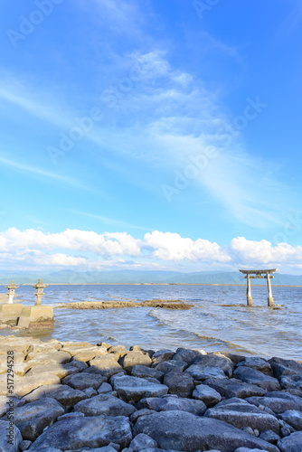 永尾剱神社（えいのおつるぎじんじゃ） (観光・旅行・スポット) Eino Tsurugi Shrine　(Sightseeing/Travel) 八代海（不知火海）に海の鳥居 Torii of the sea in the Yatsushiro Sea (Shiranui Sea) 日本(春)2022年撮影 Taken in 2022, Japan (Spring) 九州・熊本県宇城市不知火町 photo