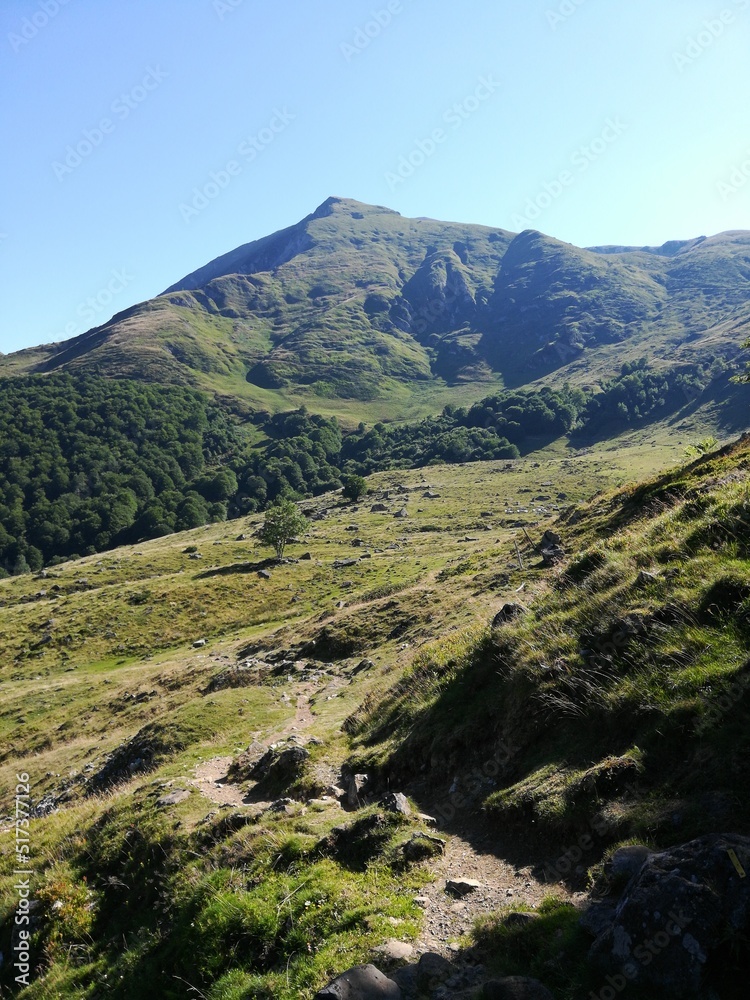 Fototapeta premium plateau de girantes en ariège