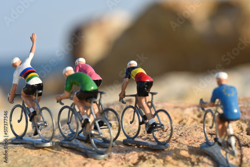 Cyclisme cycliste champion du monde arc en ciel vélo victoire photo