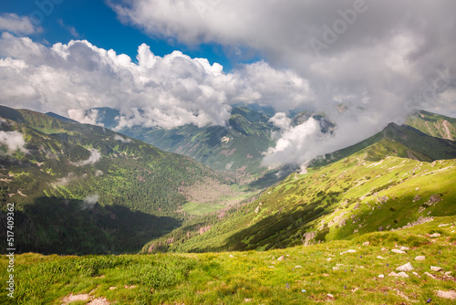 Fototapeta Naklejka Na Ścianę i Meble -  Kasprowy Wierch to green valley in Tatra mountains in Poland