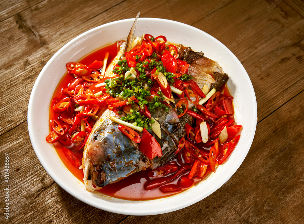 Asian food mountain chopped pepper fish head Asian food mountain chopped pepper fish head