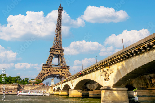 Jena Bridge and Eiffel Tower in the Sunny Weather © goodman_ekim