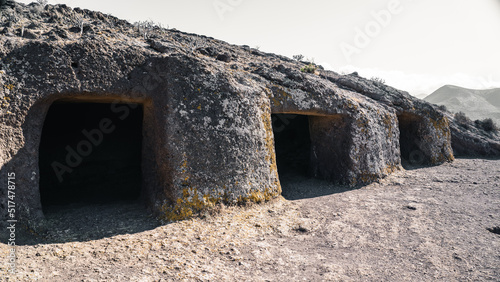 Caves of the Canarians of the prehistoric era