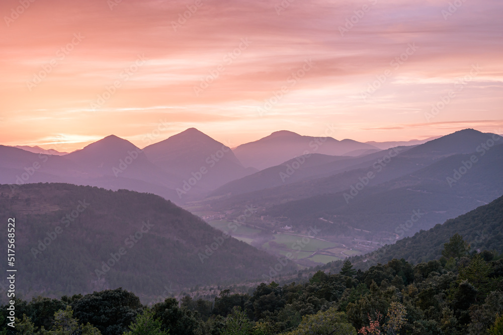 Sunset in the mountains (Alta Garrotxa, Spain) Sunset in the mountains (Alta Garrotxa, Spain)
