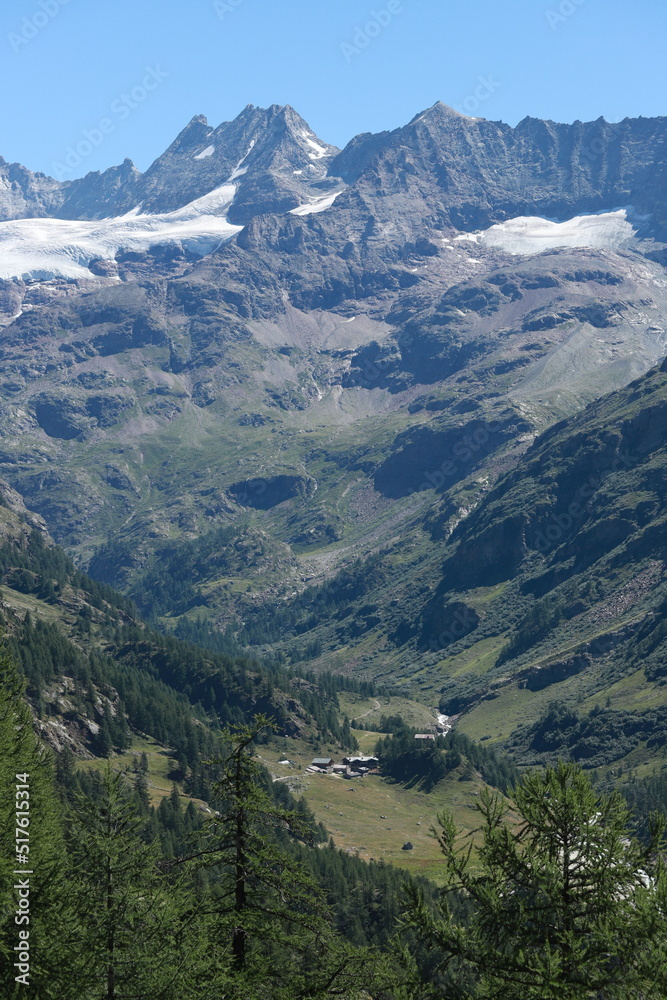 Fototapeta premium rando en val d'Aoste