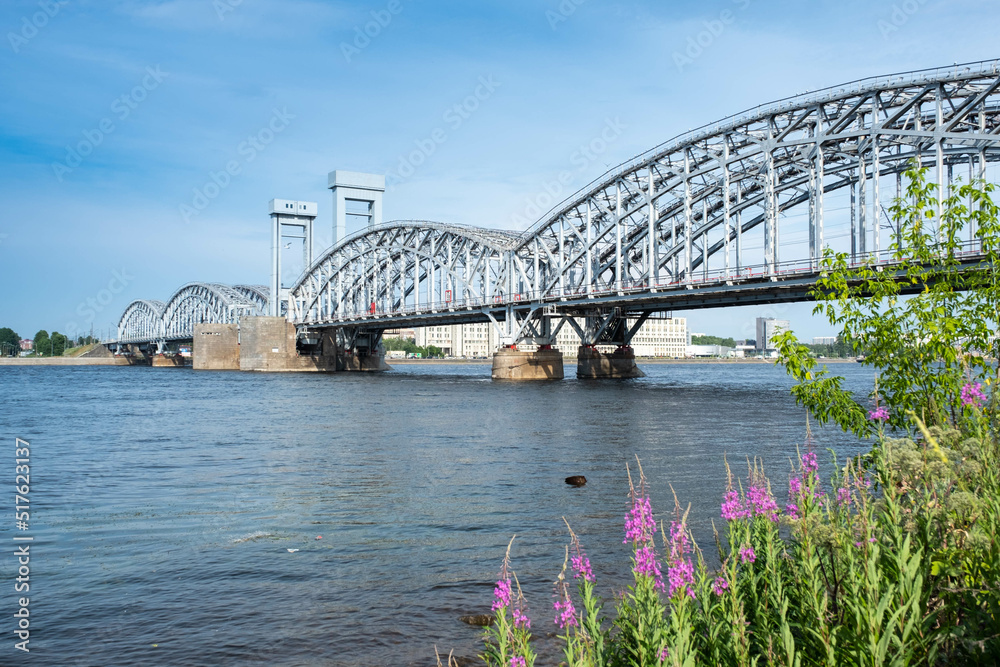 Obraz premium St. Petersburg. Russia. Finland Railway Bridge