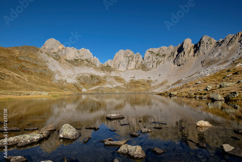 Ibón de Acherito, Valley of Hecho, western valleys, Pyrenean mountain range, province of Huesca, Aragon, Spain, europe