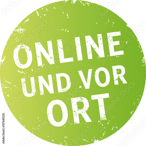 Grüne Button online und vor Ort zerkratzt photo