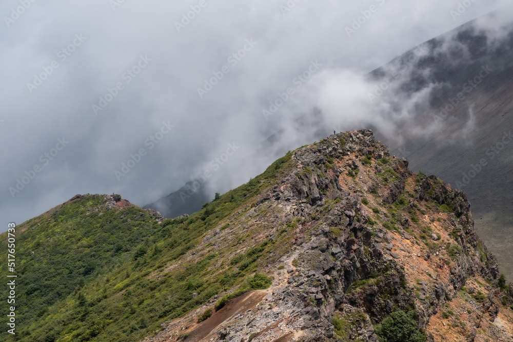 幻想的な山の風景