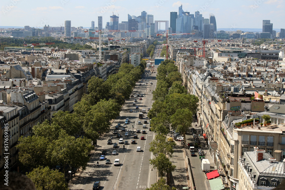 Paris - Avenue de la Grande Armée - Grande Arche de La Défense