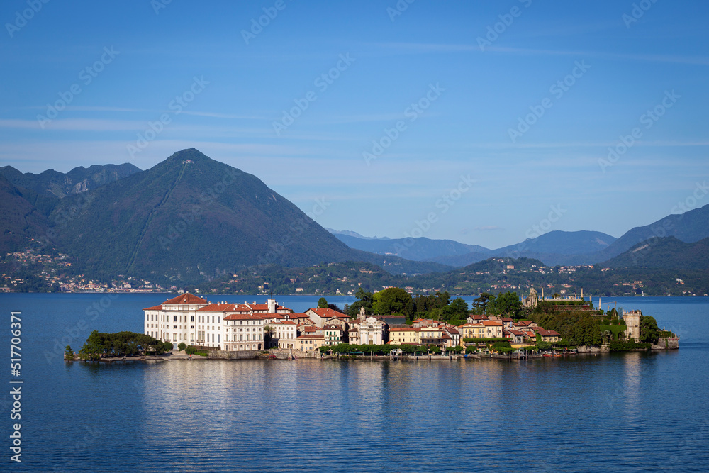  view of Lago Maggiore