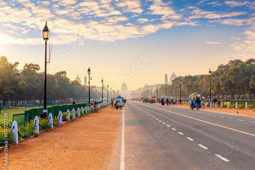Sunset road to the Presidential Residance or Rashtrapati Bhavan, New Delhi, India photo