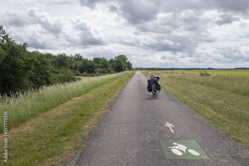 Voyage à vélo au printemps 2022, de début du mois d'avril à la fin du mois de mai sur les pistes cyclables et vélo-routes du sud de la France., boucle touristique de 3416 kms .