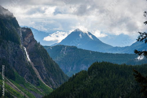 Mt Rainier National Park © Matthew