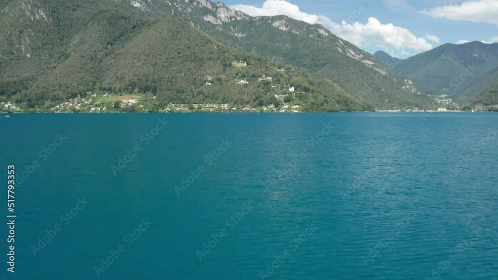 Kayak, lago di Ledro, Trentino, Italia Kayak, lago di Ledro, Trentino, Italia