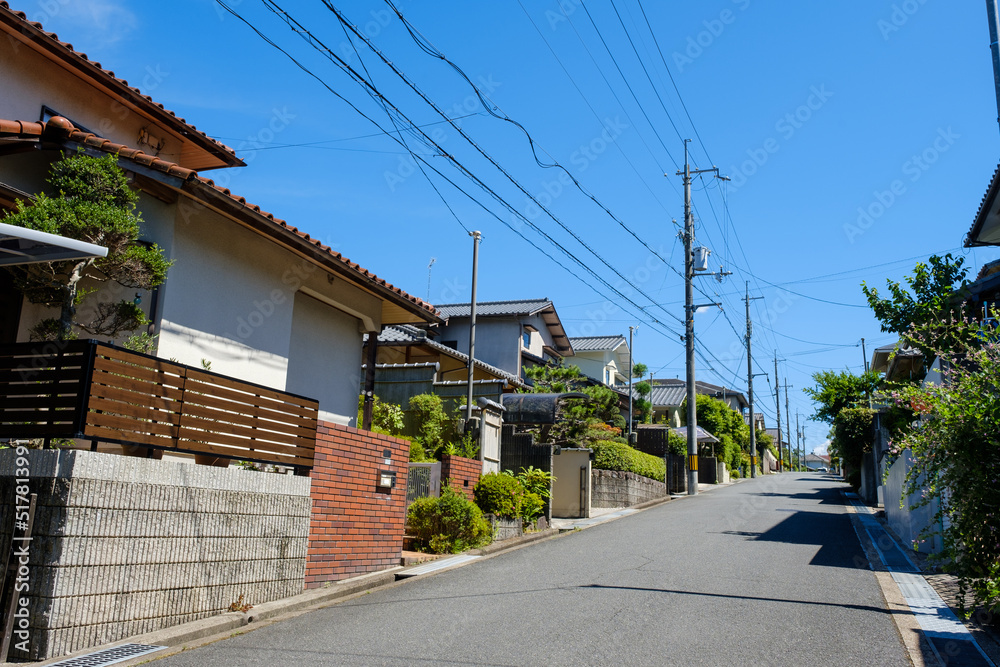 一戸建ての並ぶ住宅地　ベッドタウン　京都府木津川市