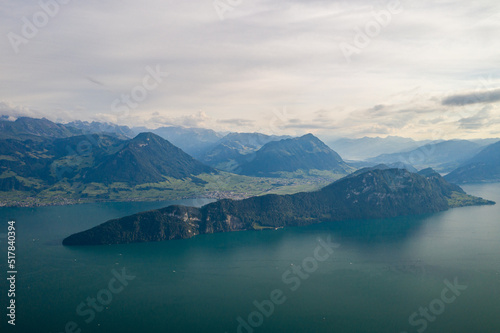 Schweizer Vierwaldstätter See Drohnenfoto