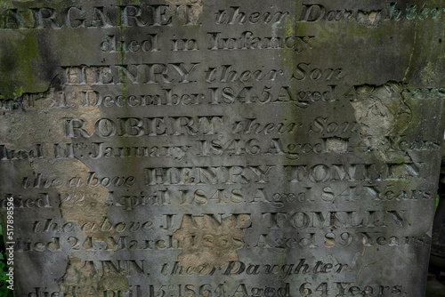 Starożytne kamienne nagrobki na Cmentarzu All Saints Cemetery w Jesmond, Newcastle photo
