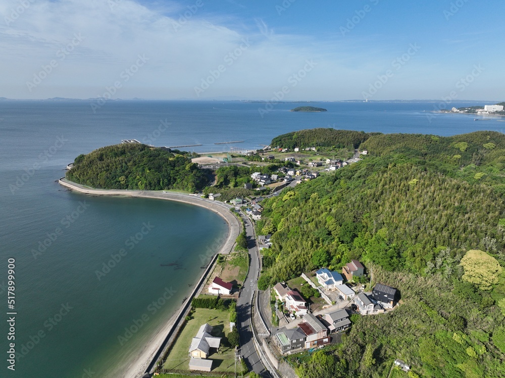 三河湾、西尾市幡豆町の海岸の風景を空撮 三河湾、西尾市幡豆町の海岸の風景を空撮