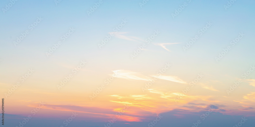 Fototapeta premium Beautiful tiny clouds in the twilight on sky. Atmosphere bacground. Beige, pastel pink and pearl
