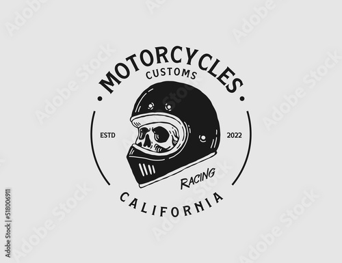 Skull with retro motorcycle helmet logo