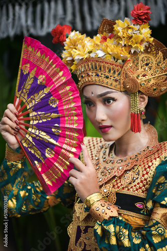 Fotografie Bali Dancer at Bali Culture Festival