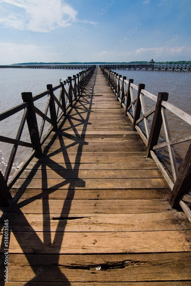 Fototapeta premium Strong and beautiful old wooden pier