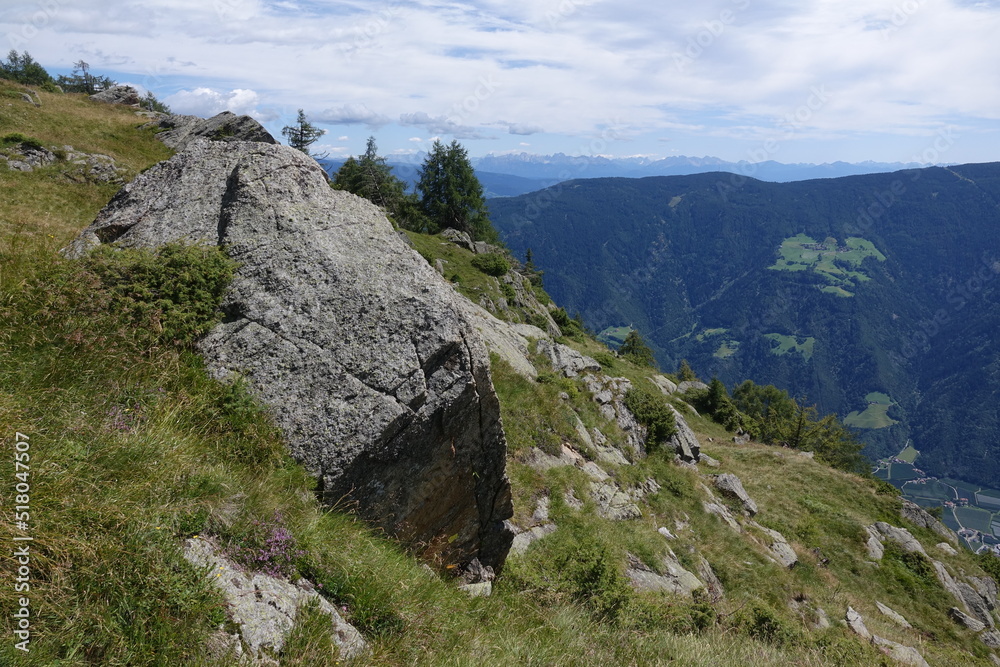 Landschaft bei Giggelberg im Vinschgau