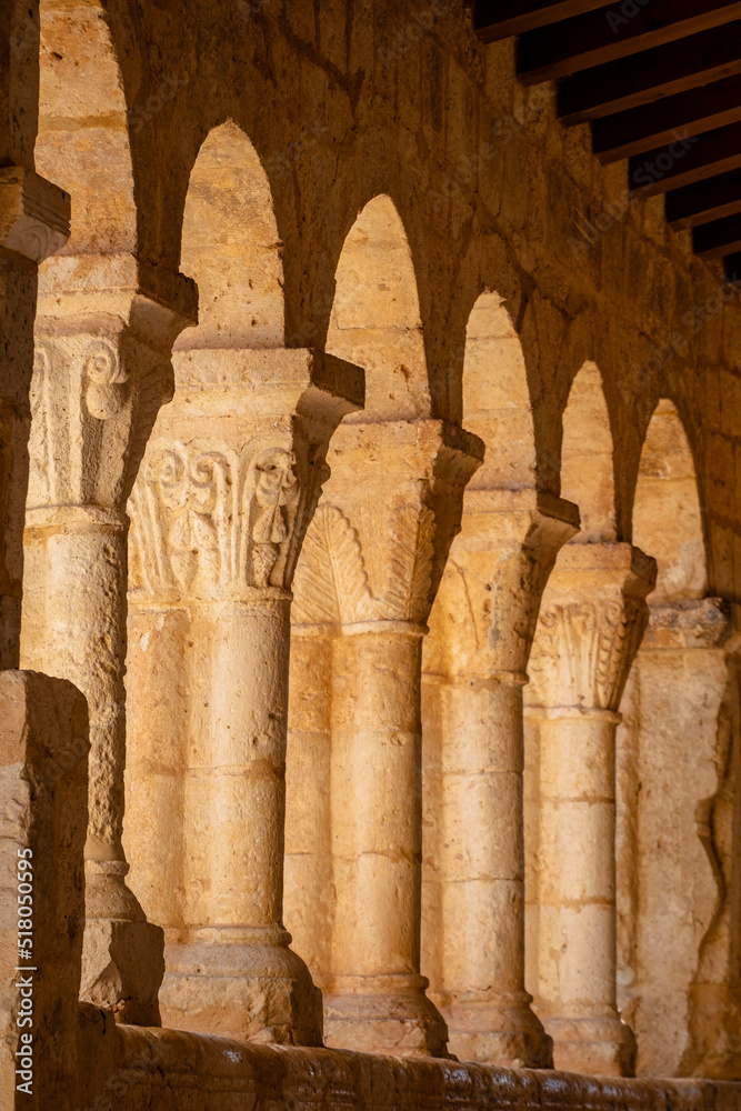 galería porticada, iglesia de santa Cristina, románica s.XII, Barca, Soria,  comunidad autónoma de Castilla y León, Spain, Europe