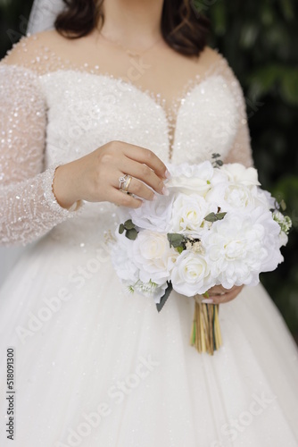 bride holding bouquet, wedding, bride