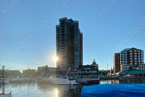 Fotografia sunset at the saint lawrence stream in brockville