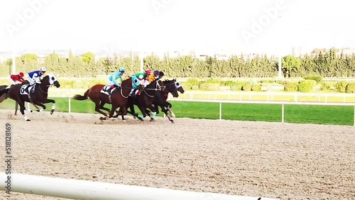 Slow motion horse race