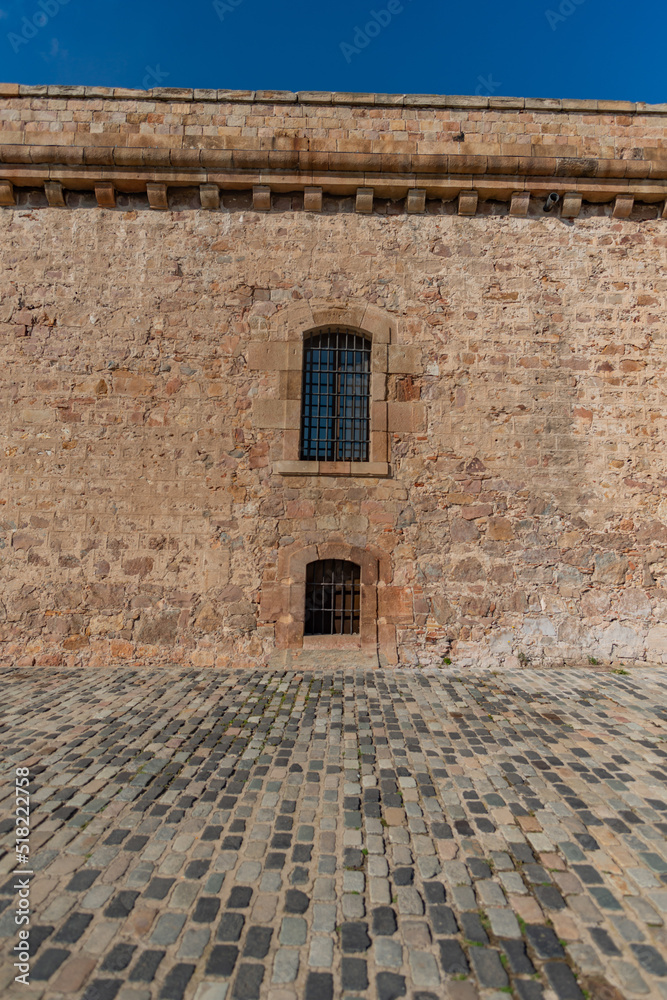 Naklejka premium old stone house and window