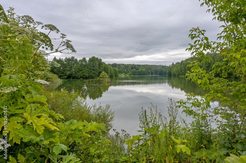 It's a cloudy morning on the river It's a cloudy morning on the river