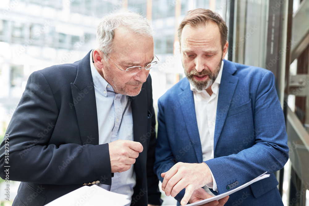 Fototapeta premium Business Leute als Geschäftspartner bei der Projekt Planung
