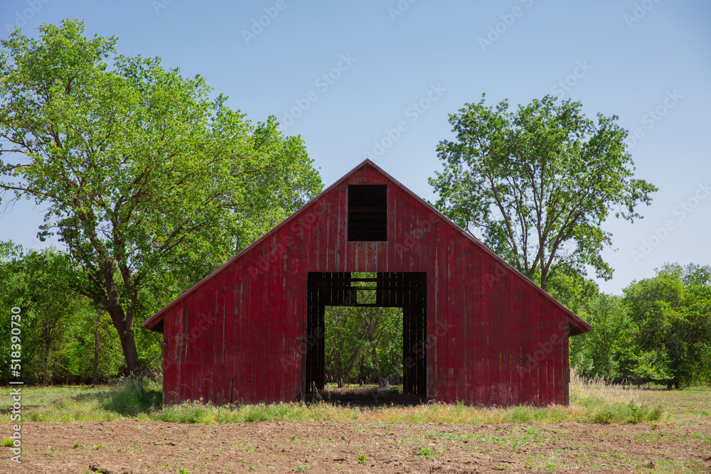 Red Barn In Northern California Red Barn In Northern California
