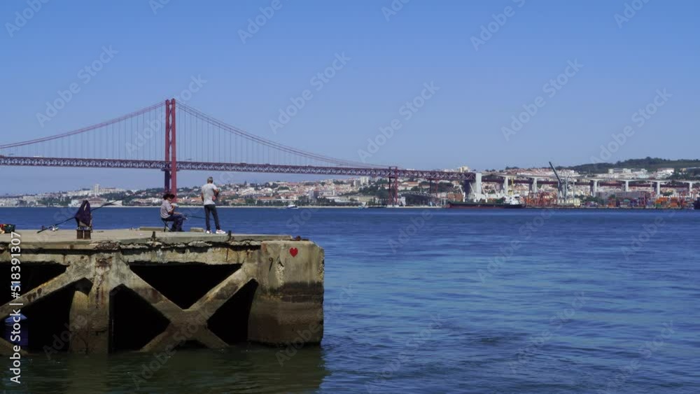 The 25 de Abril Bridge is a suspension bridge connecting the city of Lisbon