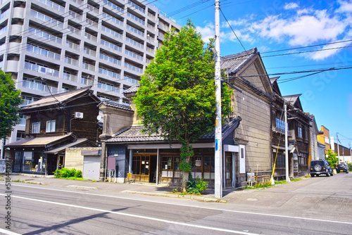 小樽市のレトロな町並みとマンション