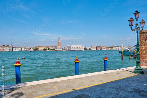 Wenecja, zabytki, podróż, laguna, gondola, Europa, Italia, Widok na Wenecję od strony wyspy Giudecca
