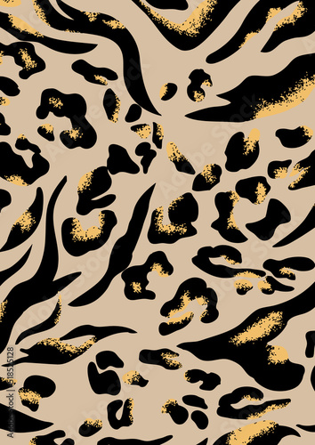 Pattern textured print on plain base